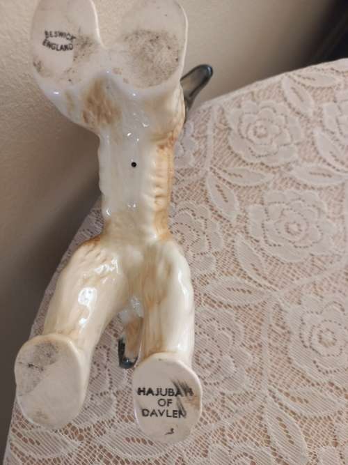 BESWICK DOG HAJUBAH OF DAVLEN